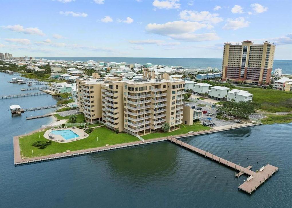 Compass Point 103 *