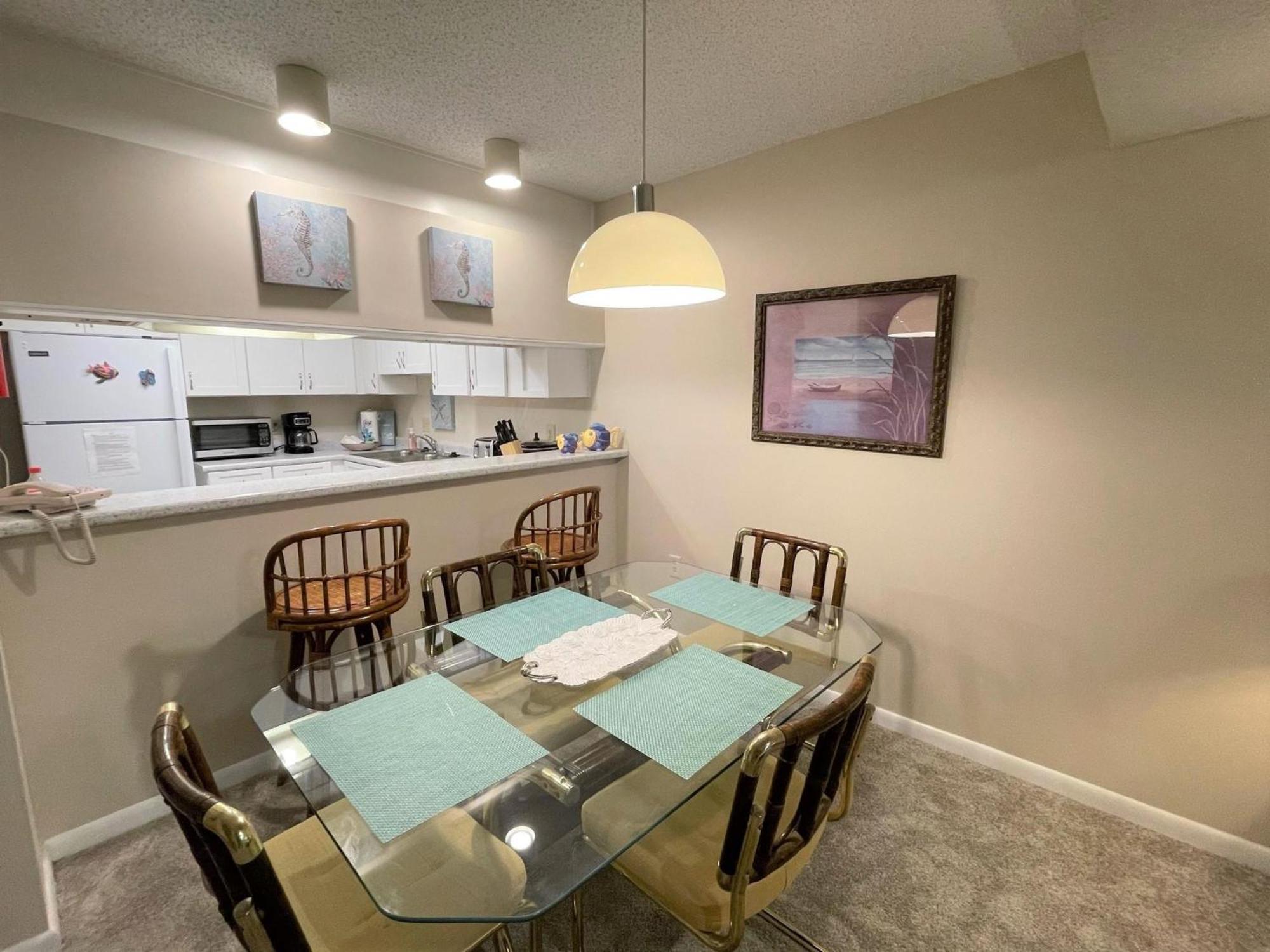 Holiday home Compass Point 103 *