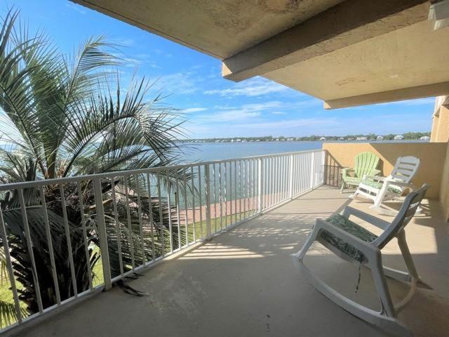 Holiday home Compass Point 103