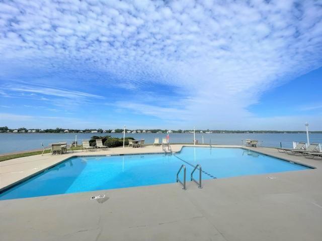 Compass Point 103 Holiday home